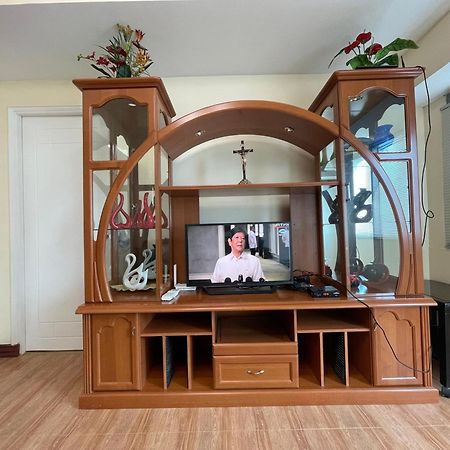 Ferienwohnung 1Br At Pearl Of The Orient Tower In Front Of Us Embassy Manila Exterior foto