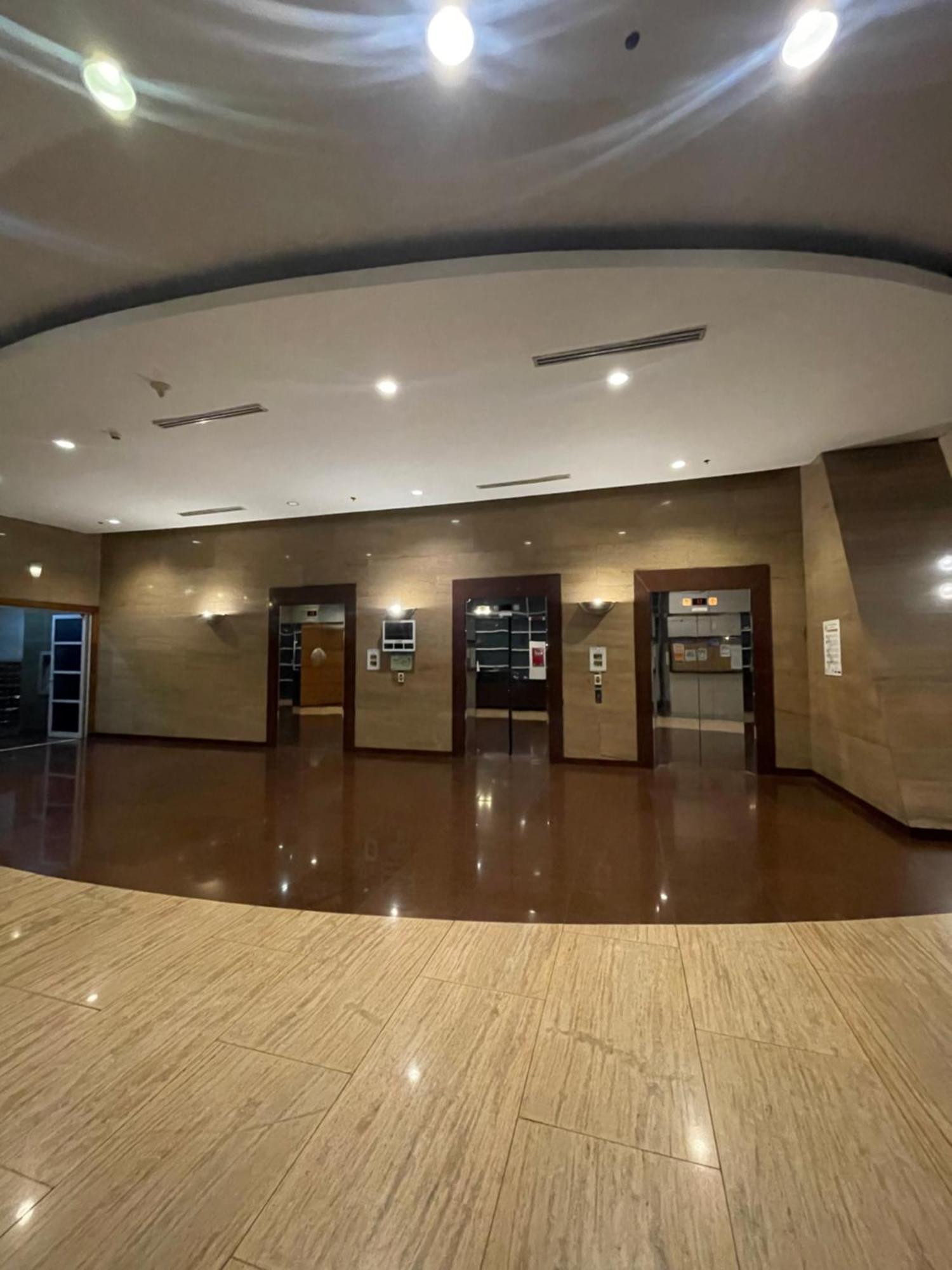 Ferienwohnung 1Br At Pearl Of The Orient Tower In Front Of Us Embassy Manila Exterior foto