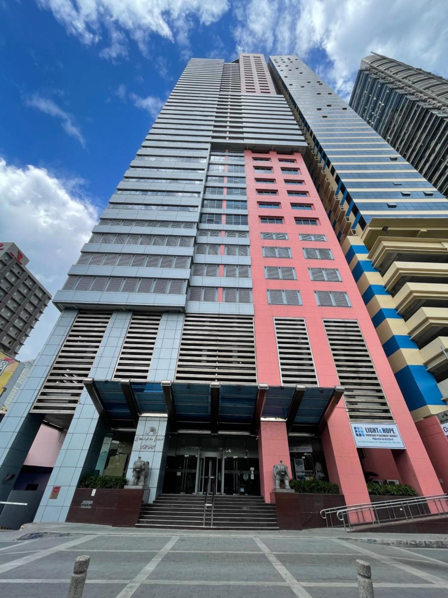 Ferienwohnung 1Br At Pearl Of The Orient Tower In Front Of Us Embassy Manila Exterior foto