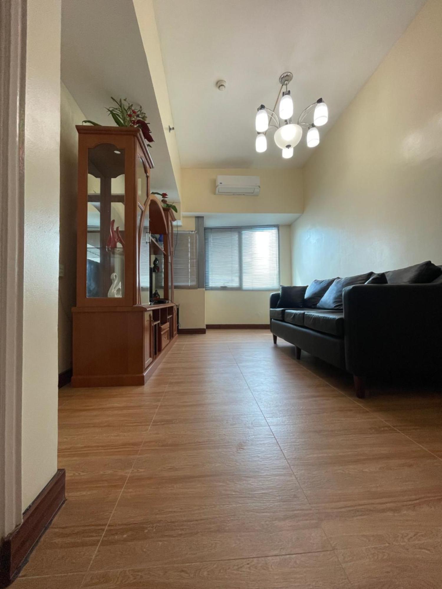 Ferienwohnung 1Br At Pearl Of The Orient Tower In Front Of Us Embassy Manila Exterior foto